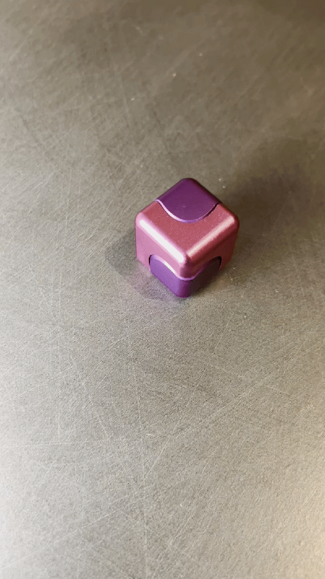 Fidget Spinning Cube-NeuroCandy®