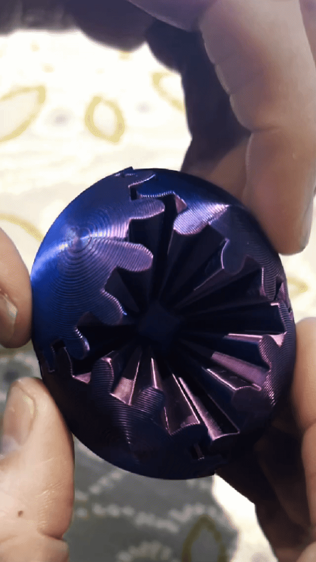 Gear Sphere Fidget Ball-NeuroCandy®